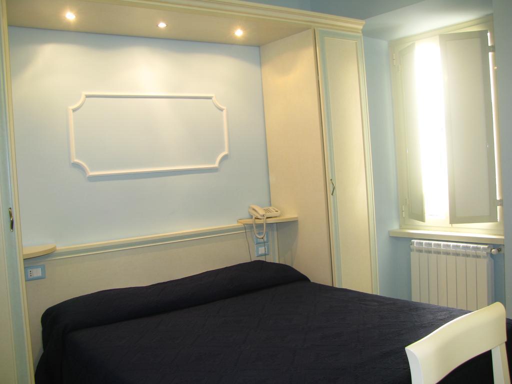 Tiffany Roma Suite Rum bild
